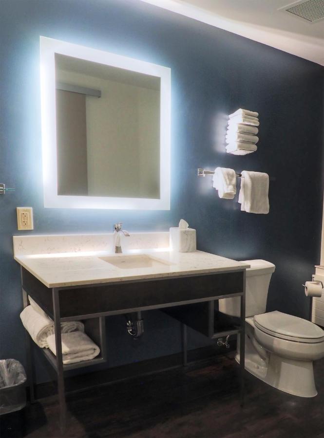 Queen Room at Kahler Grand Hotel