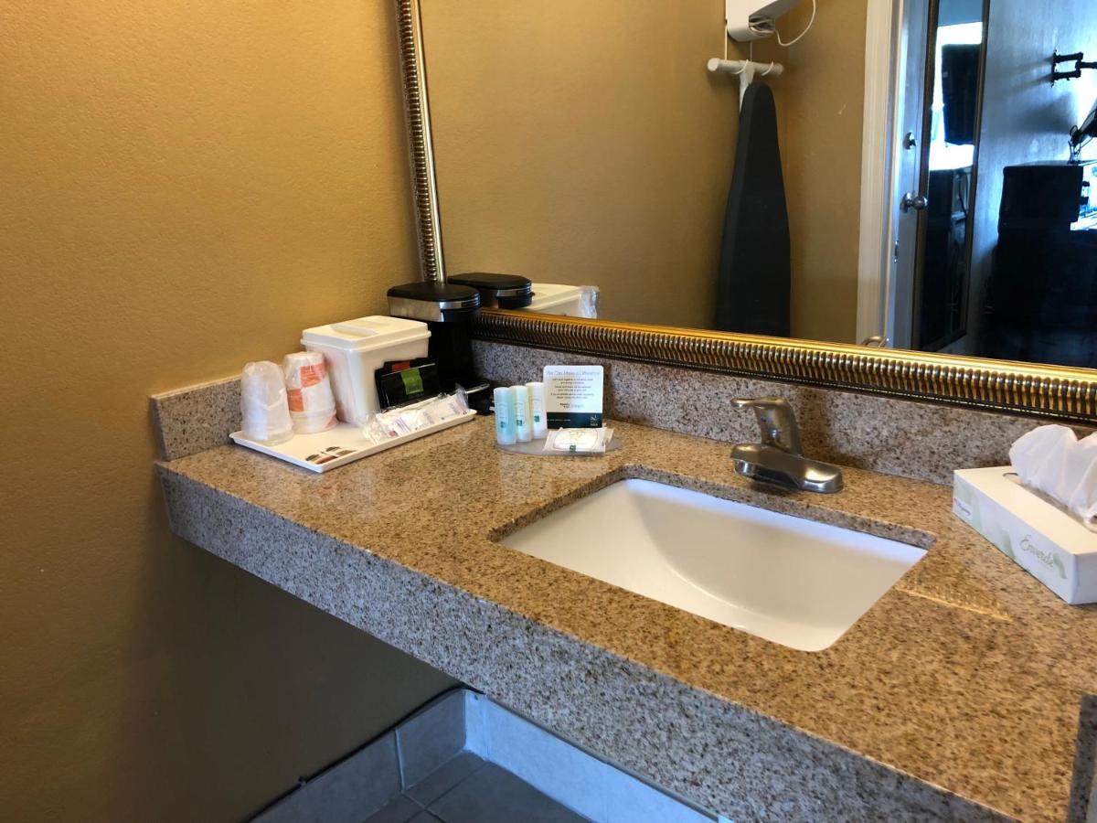 Double Room with Two Double Beds - Accessible/Non-Smoking at Quality Inn Alachua - Gainesville Area