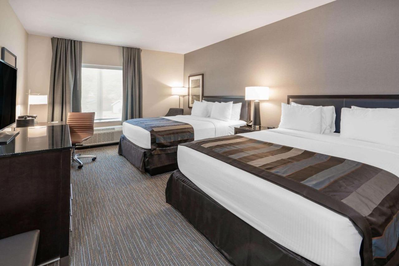 Queen Room with Two Queen Beds - Non-Smoking at Wingate by Wyndham Moab