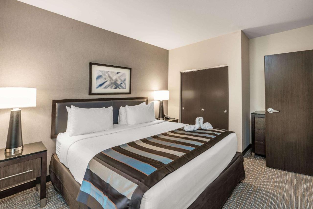 King Suite - Mobility Access/Non-Smoking at Wingate by Wyndham Moab