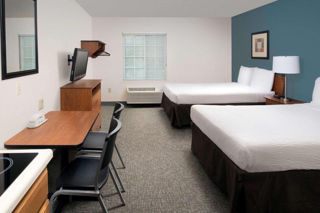 Double Room with Two Double Beds - Non-Smoking at WoodSpring Suites Gainesville I-75