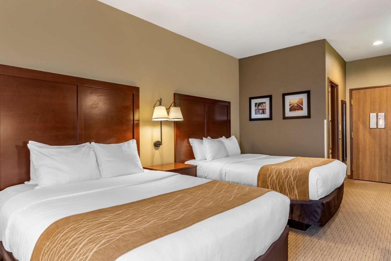 Standard Double Room with Two Queen Beds - Non-Smoking at Comfort Inn Warrensburg Station