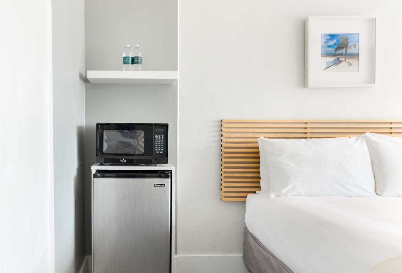 Deluxe Room with Two Double Beds at Lorraine Hotel