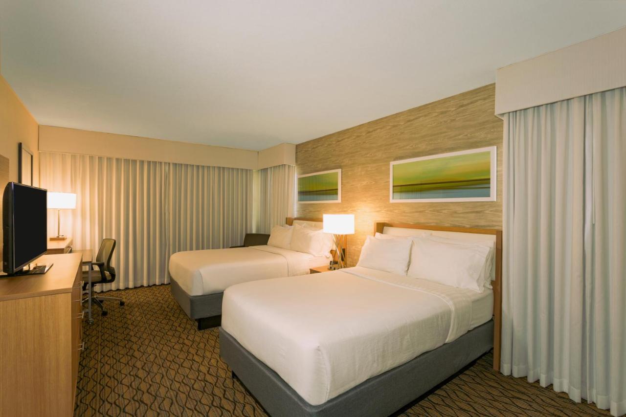 Oceanfront Room with Two Double Beds at Holiday Inn Miami Beach - Oceanfront by IHG