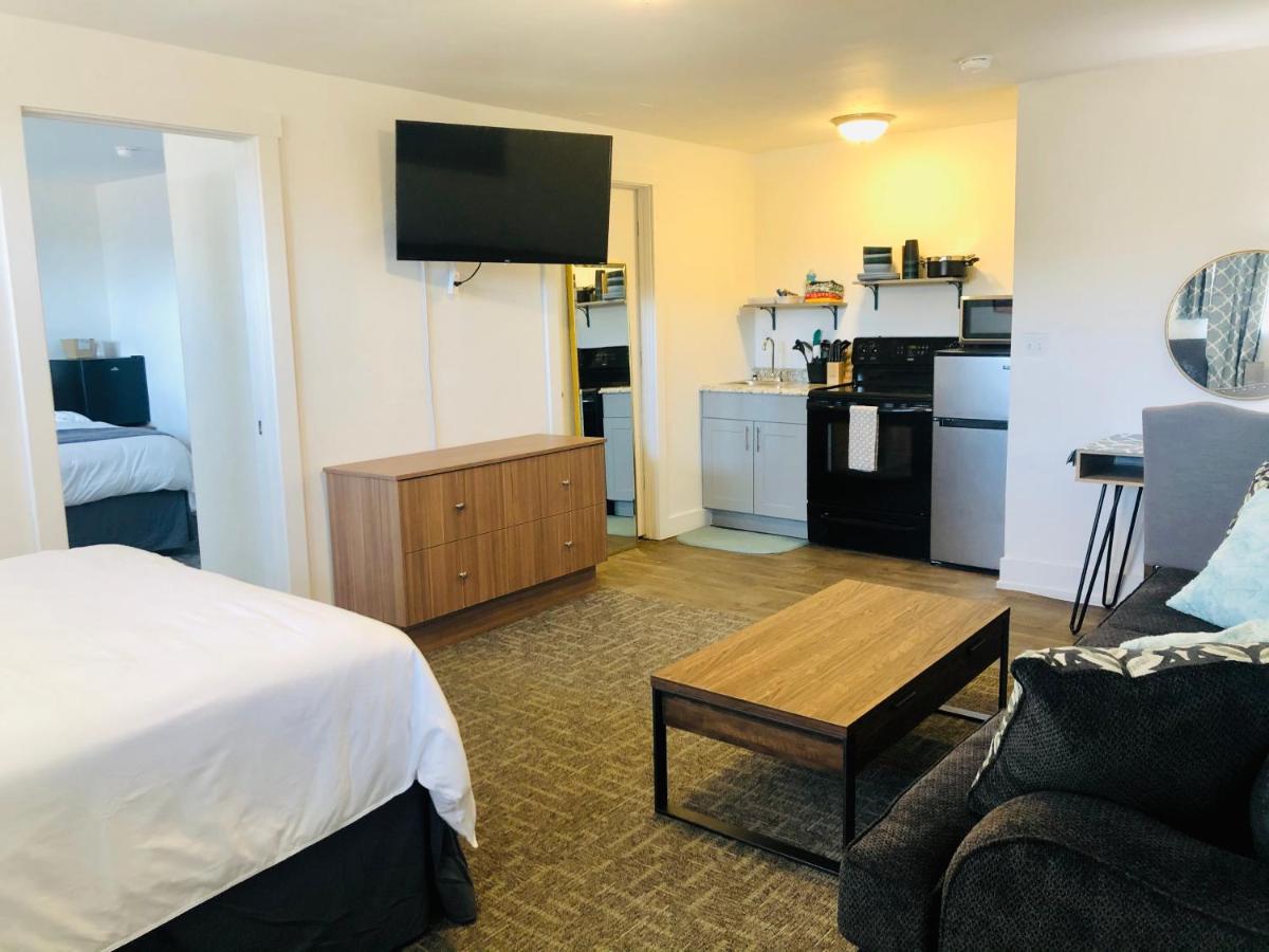  | Blue Sage Inn & Suites