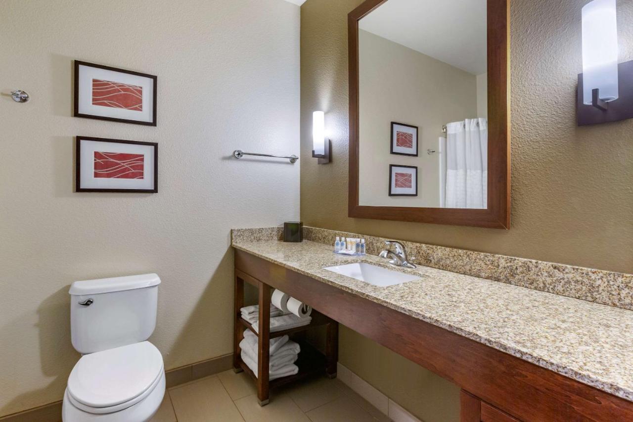 Standard Queen Room with Two Queen Beds - Non-Smoking at Comfort Inn & Suites Near Mt. Rushmore
