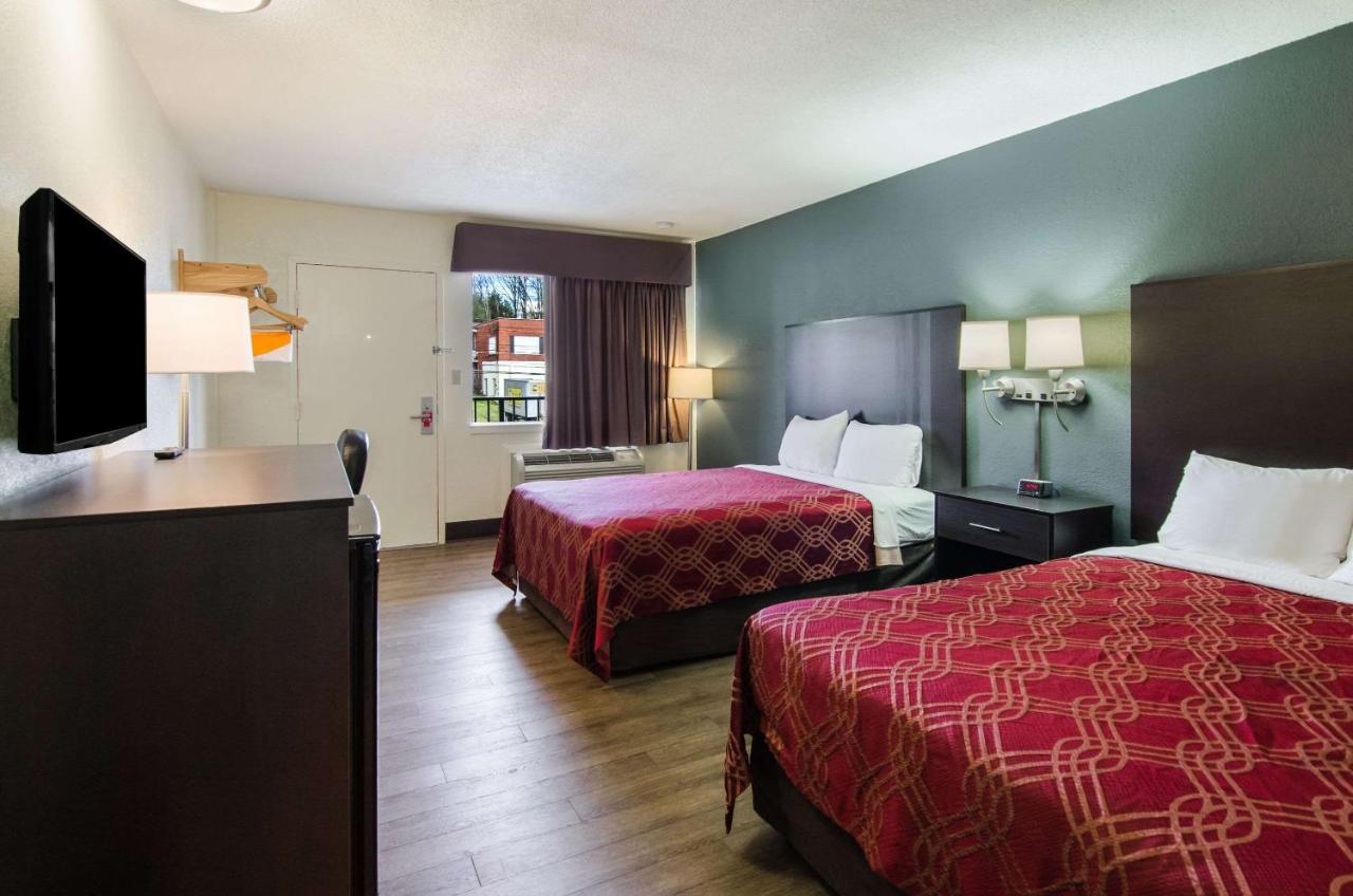 Double Room with Two Double Beds - Non-Smoking at Econo Lodge Near Motor Speedway