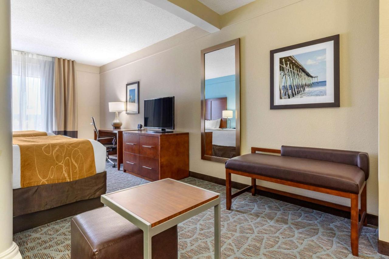 Queen Suite with Two Queen Beds - Non-Smoking at Comfort Suites Southport - Oak Island