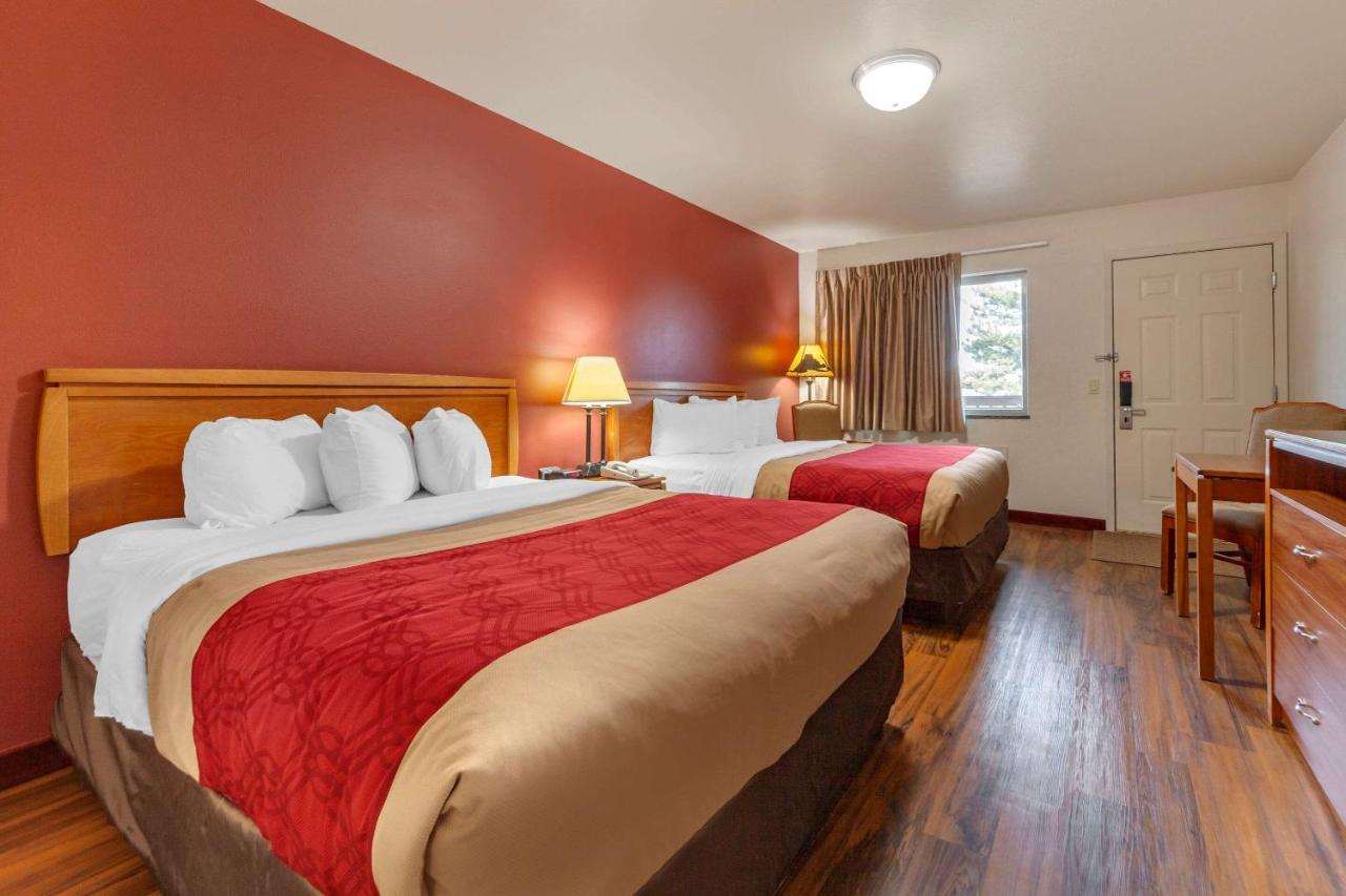 | Harmony Inn & Suites