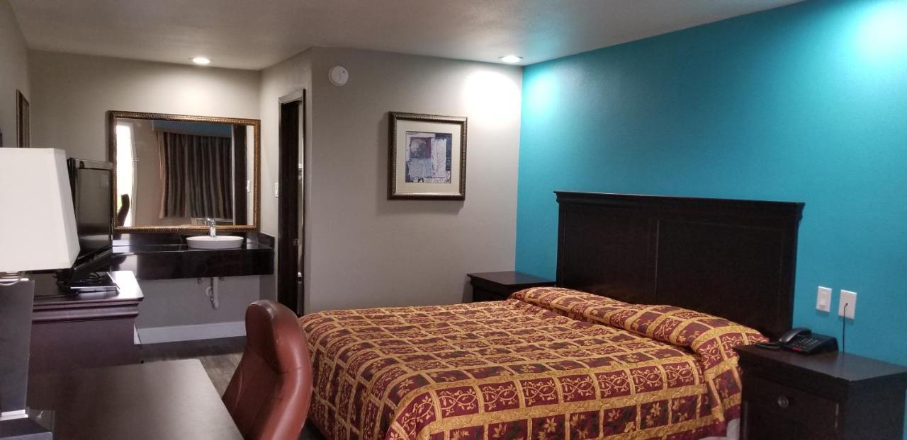 | Delux Inn Mesquite