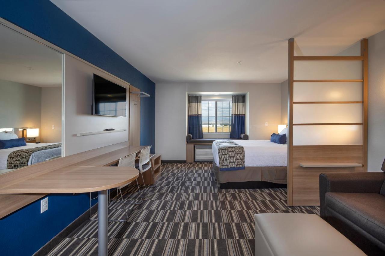 Queen Studio Suite - Non-Smoking at Microtel Inn & Suites by Wyndham Loveland