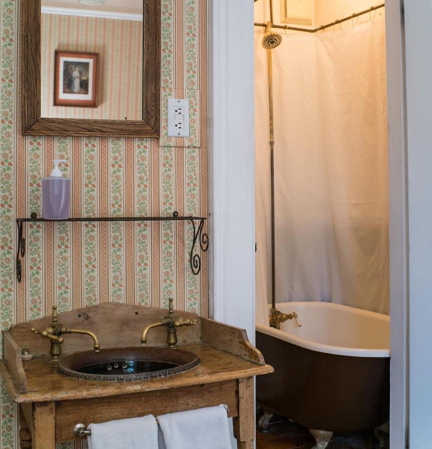 | The Mulberry Inn -An Historic Bed and Breakfast