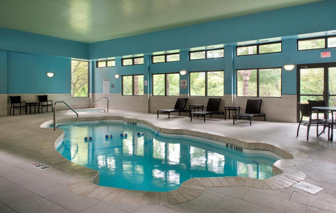 | Holiday Inn Express Great Barrington, an IHG Hotel