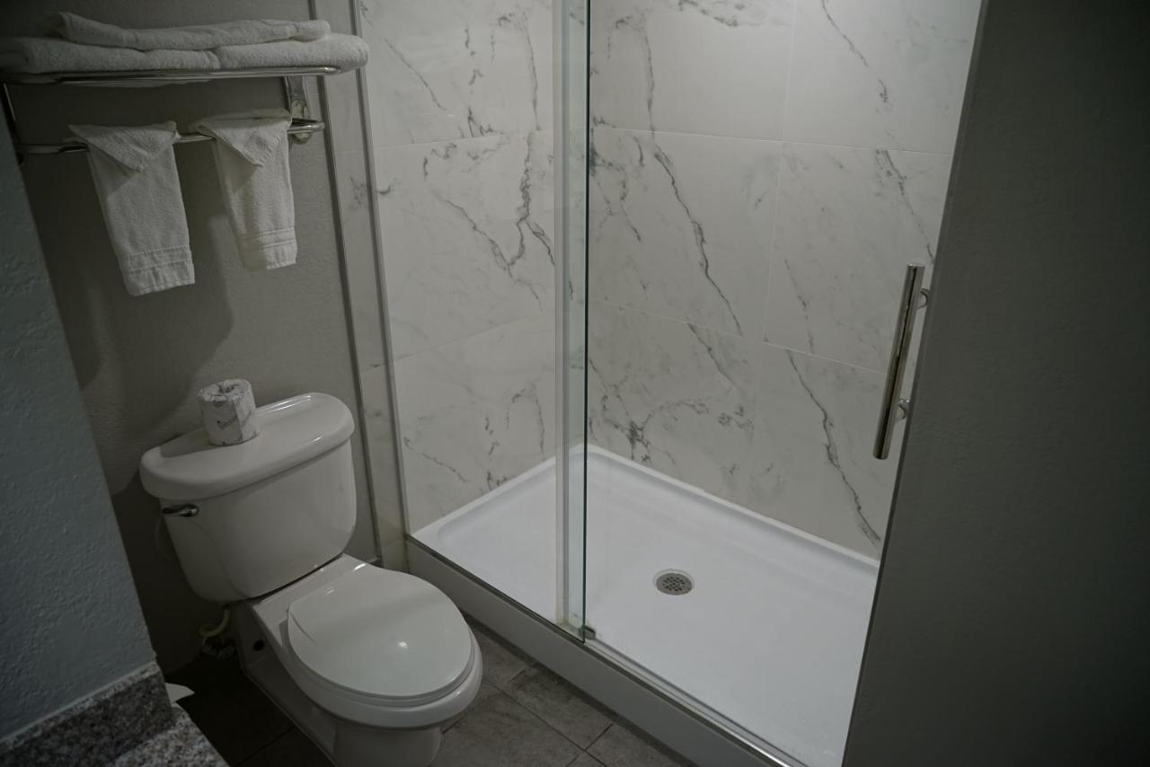 1 King Bed, Luxury Suite, Non-Smoking at Baymont by Wyndham Shakopee
