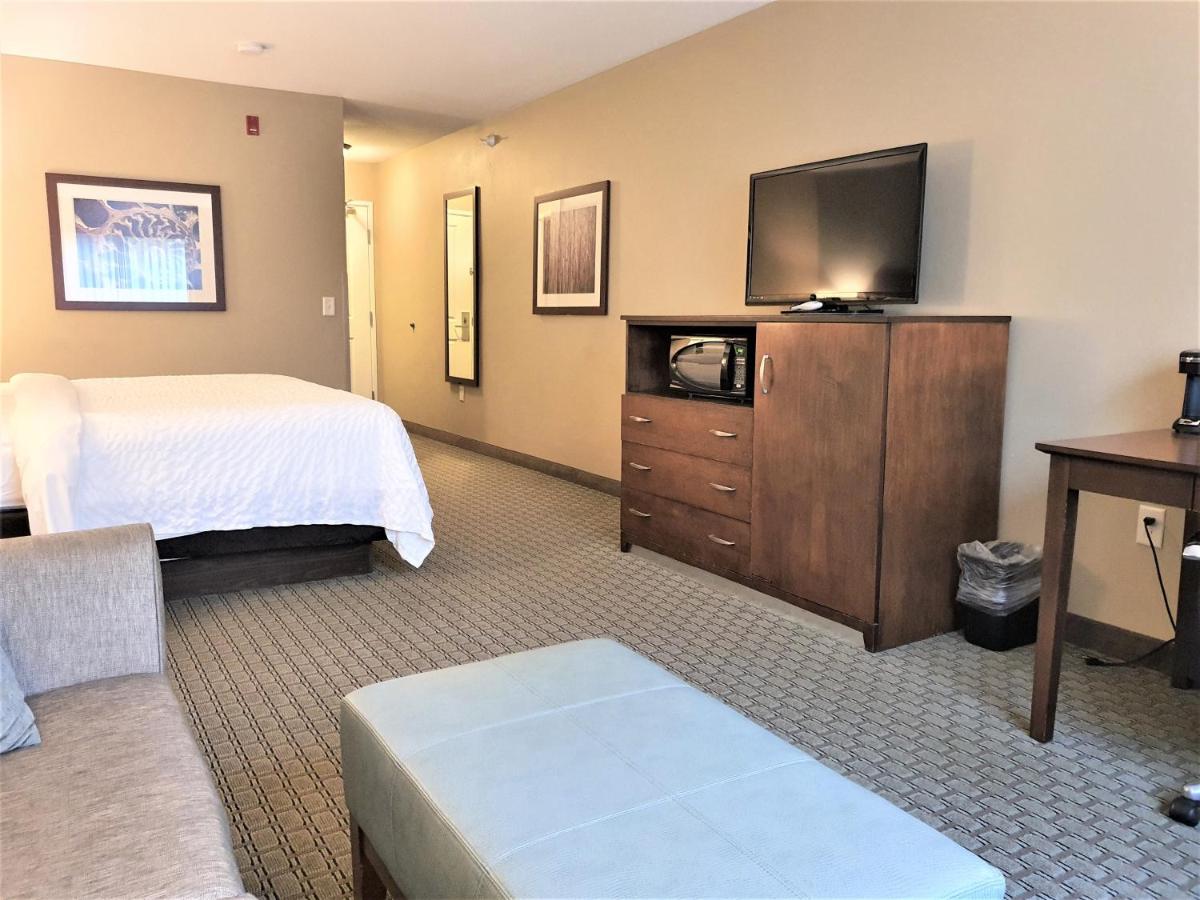 Budget Double Room at AmeriVu Inn and Suites - Chisago City