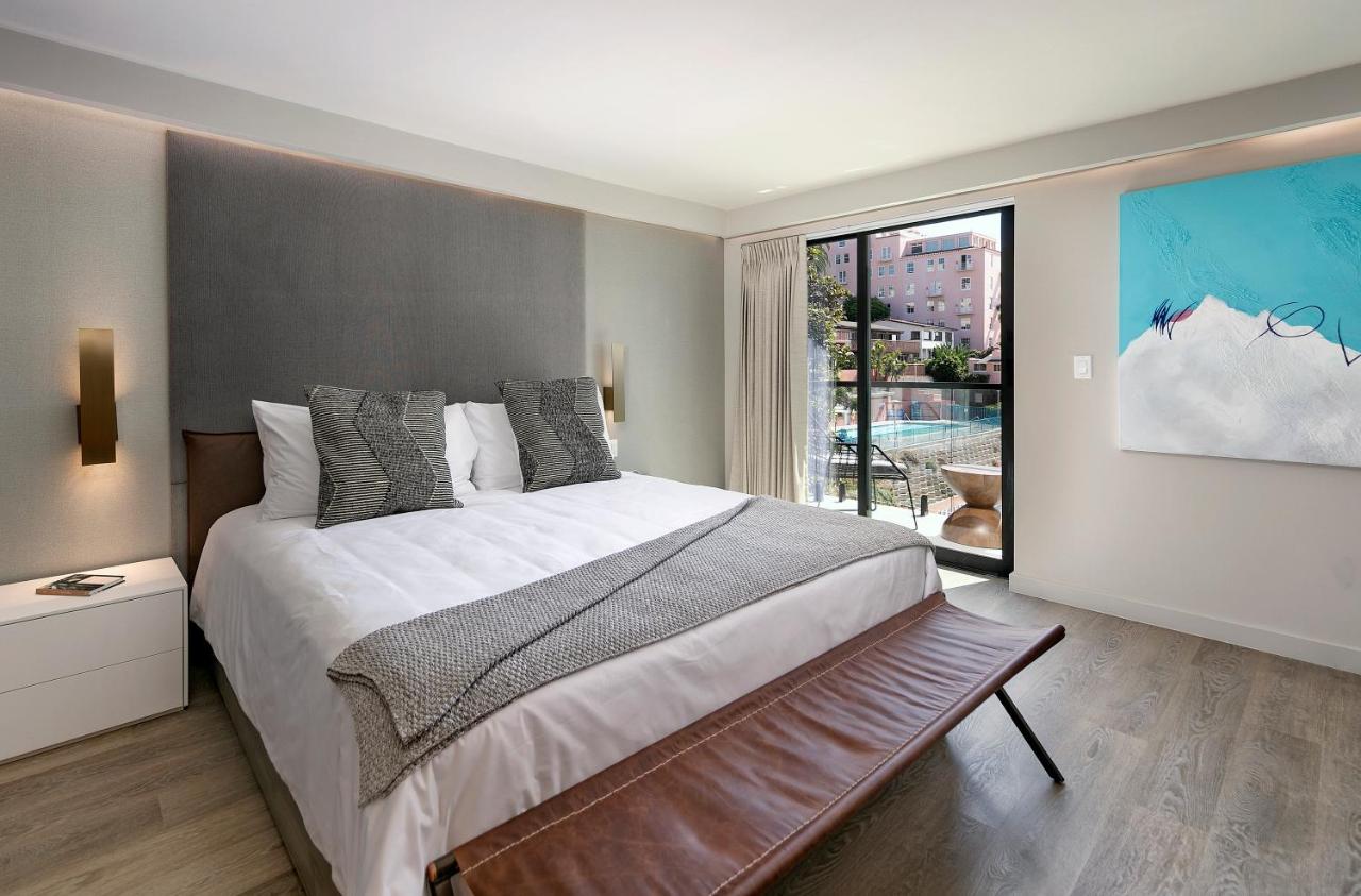 Oceanview King Bed at La Jolla Cove Suites