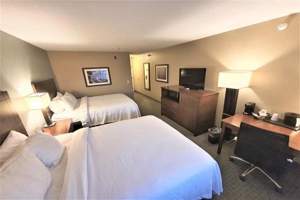 Deluxe Double Room at AmeriVu Inn and Suites - Chisago City