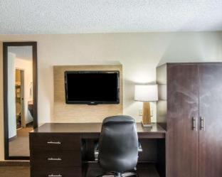 Room #179543310 at Sleep Inn South Joplin