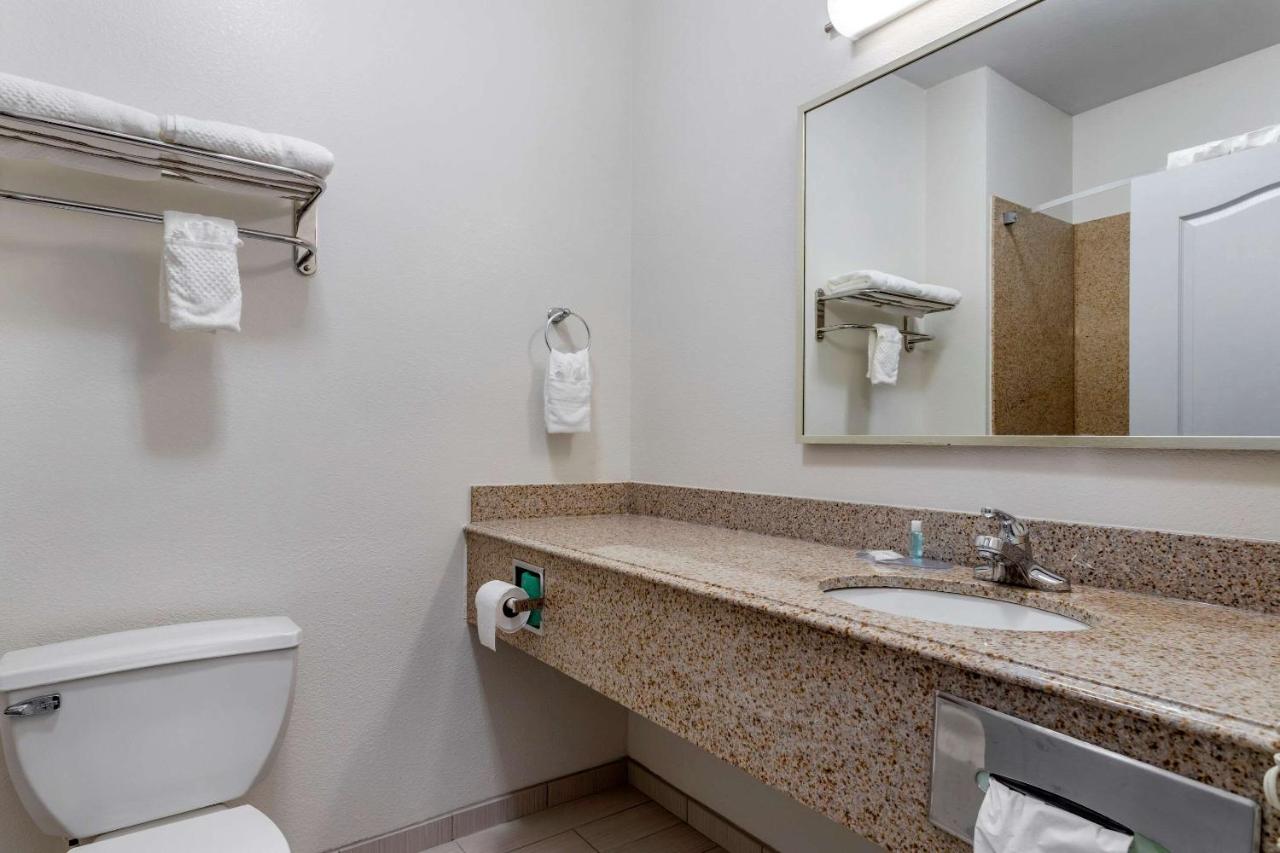 King Room with Kitchenette at MainStay Suites Port Arthur - Beaumont South