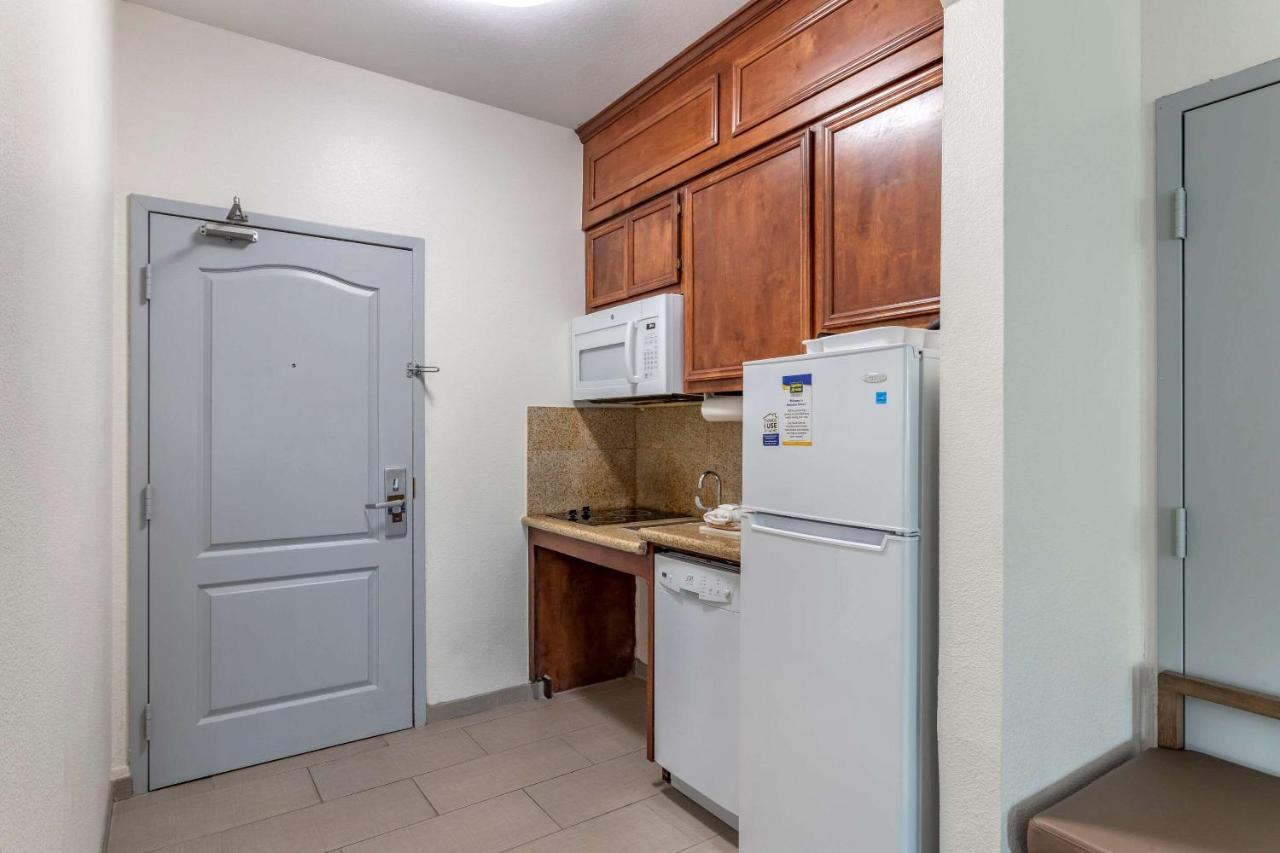 Efficiency Queen Suite with Two Queen Beds - Accessible/Non-Smoking at MainStay Suites Port Arthur - Beaumont South