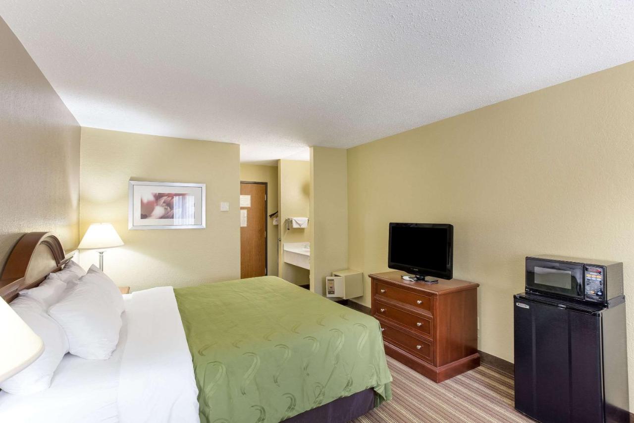 King Room - Non-Smoking at Quality Inn Athens