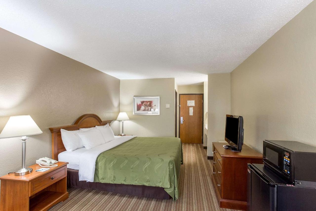 King Room - Non-Smoking at Quality Inn Athens