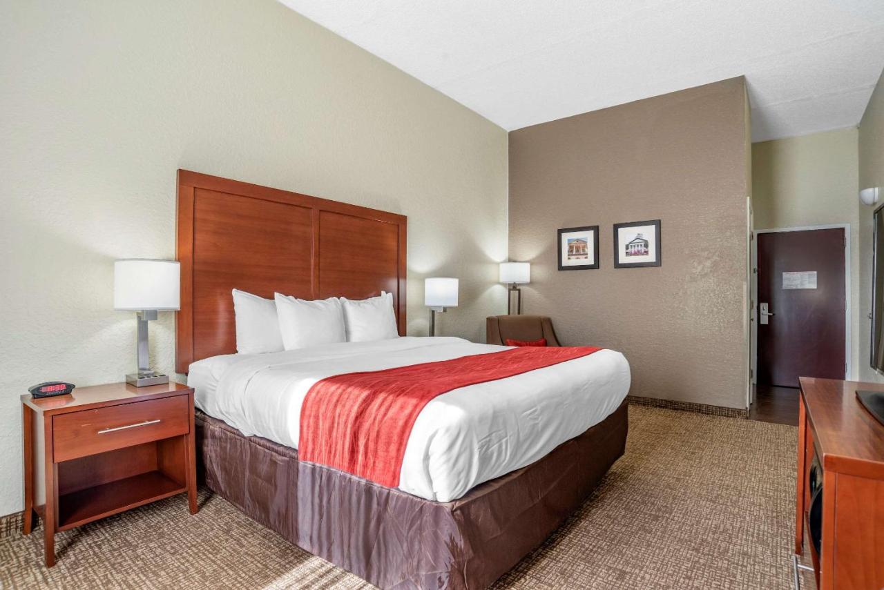 King Room - Non-Smoking at Comfort Inn & Suites Marianna I-10