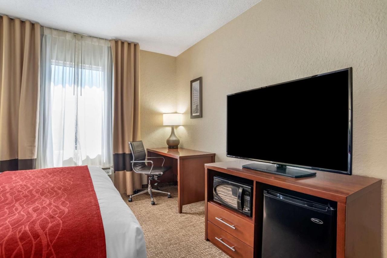 Queen Room with Two Queen Beds - Non-Smoking at Comfort Inn & Suites Marianna I-10