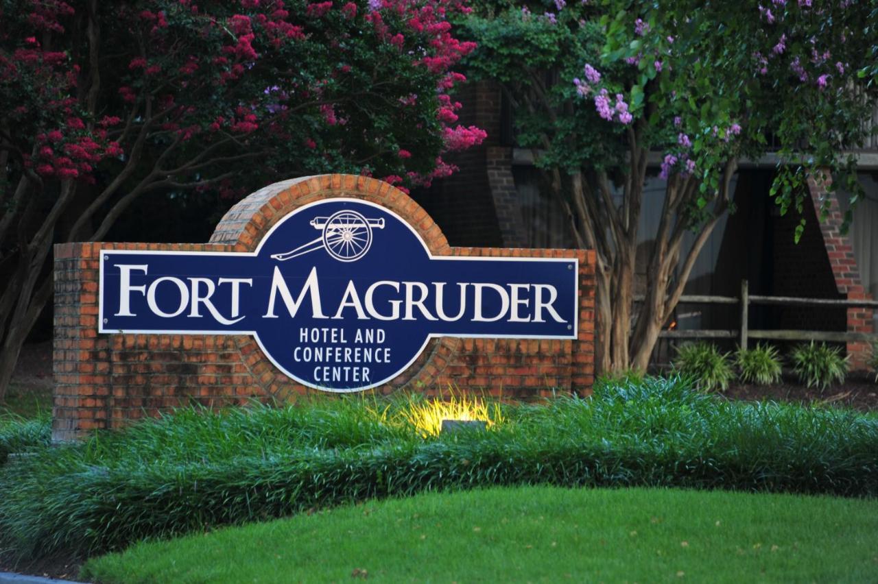 One-Bedroom Executive King Suite - Non-Smoking at Fort Magruder Historic Williamsburg, Trademark by Wyndham