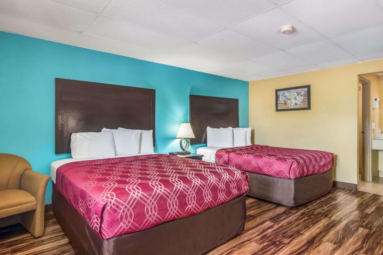 | Econo Lodge Hotel Bradford