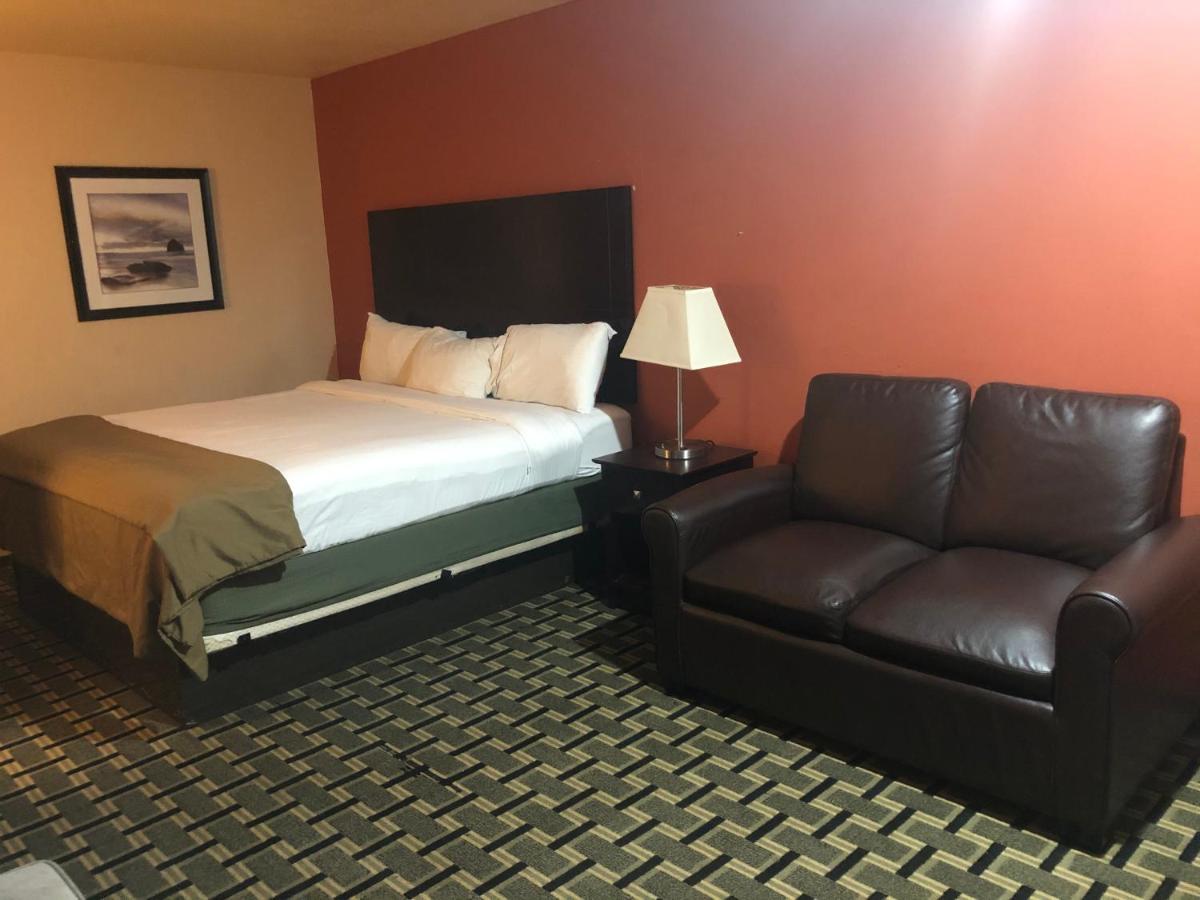  | Executive Inn Woodward