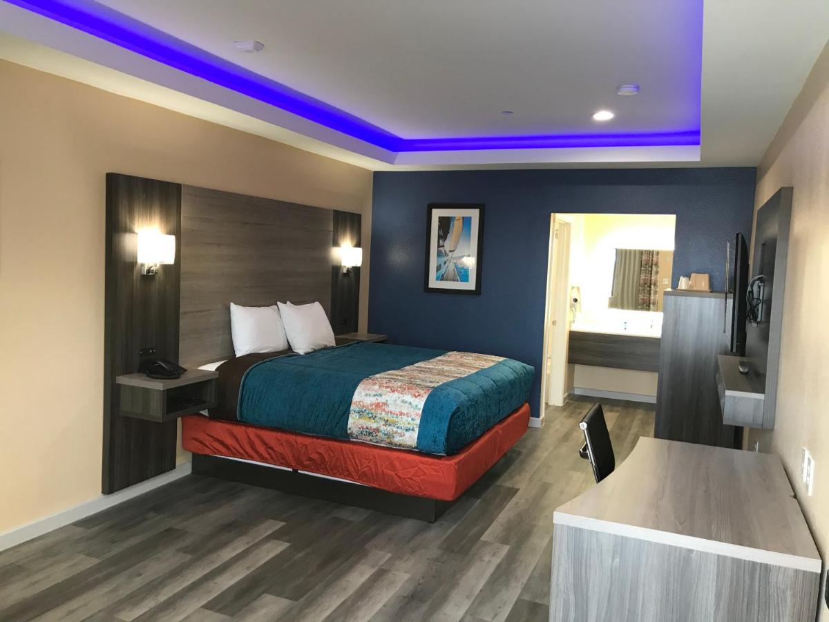  | Scottish Inn & Suites Houston Willowbrook