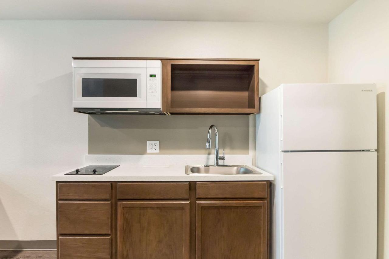 Standard Queen Room with Two Queen Beds - Non-Smoking at WoodSpring Suites Lake Jackson