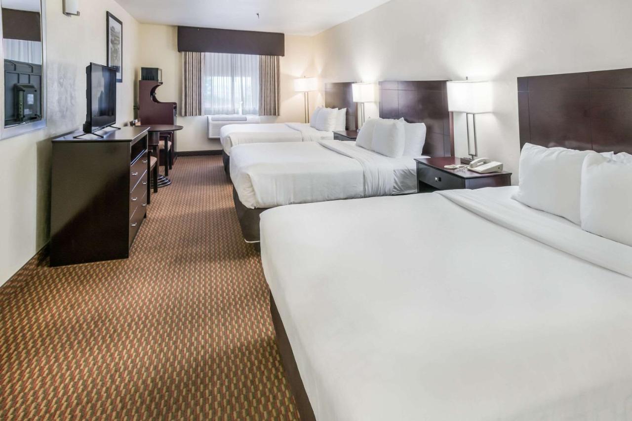 Triple Room at Clarion Inn Page - Lake Powell