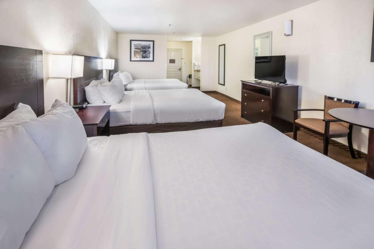 Triple Room at Clarion Inn Page - Lake Powell