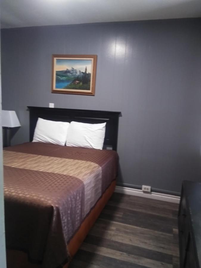 | Modoc Inn