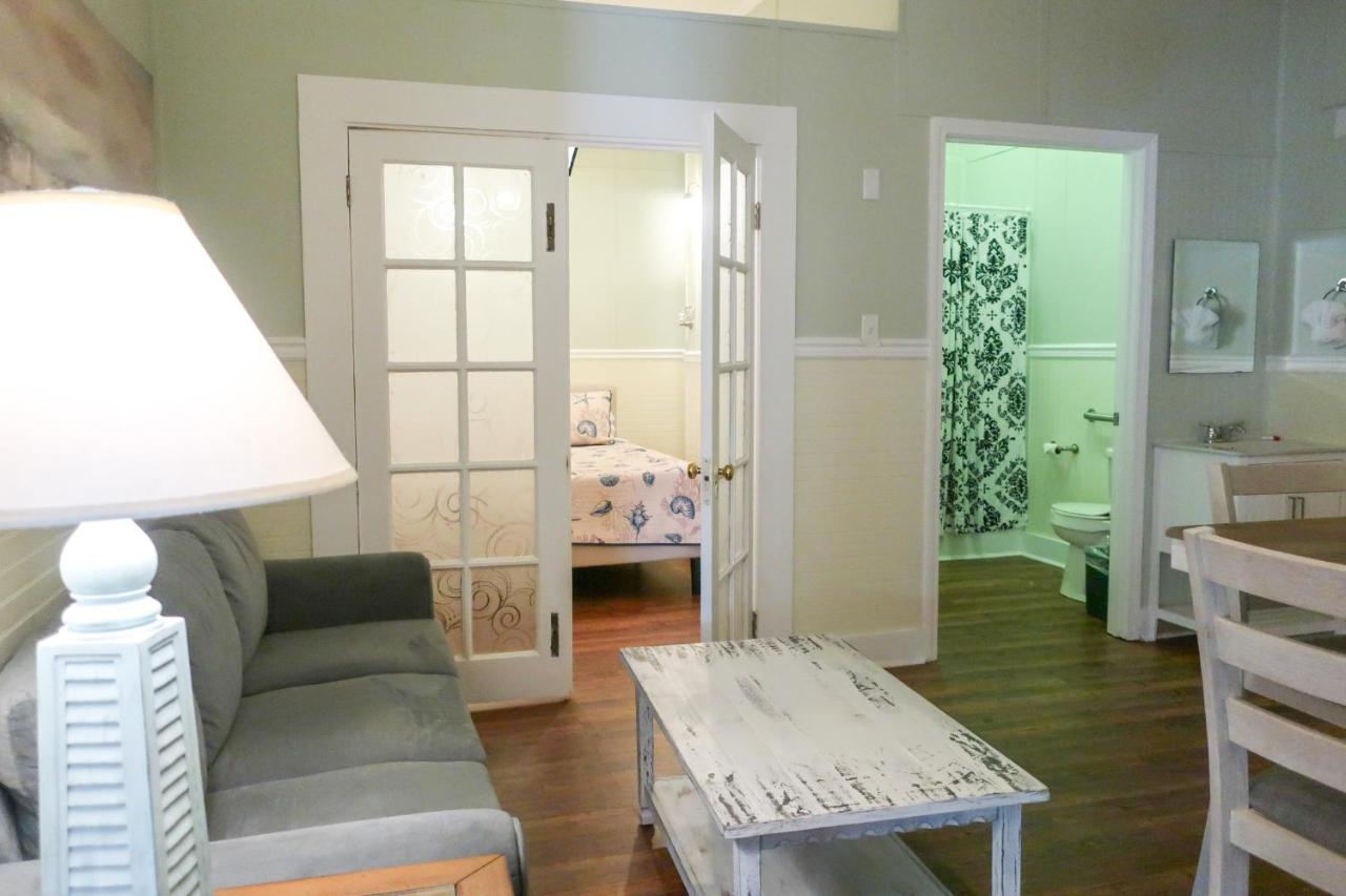 Deluxe Apartment at Blackbeard's Lodge