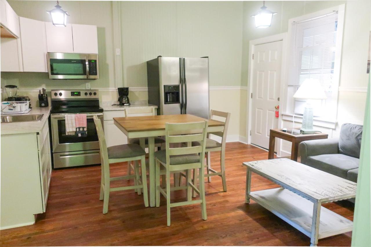 Deluxe Apartment at Blackbeard's Lodge