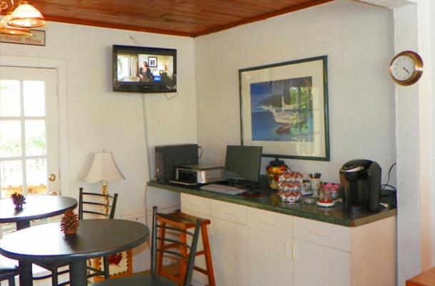 | Island Breeze Inn - Venice