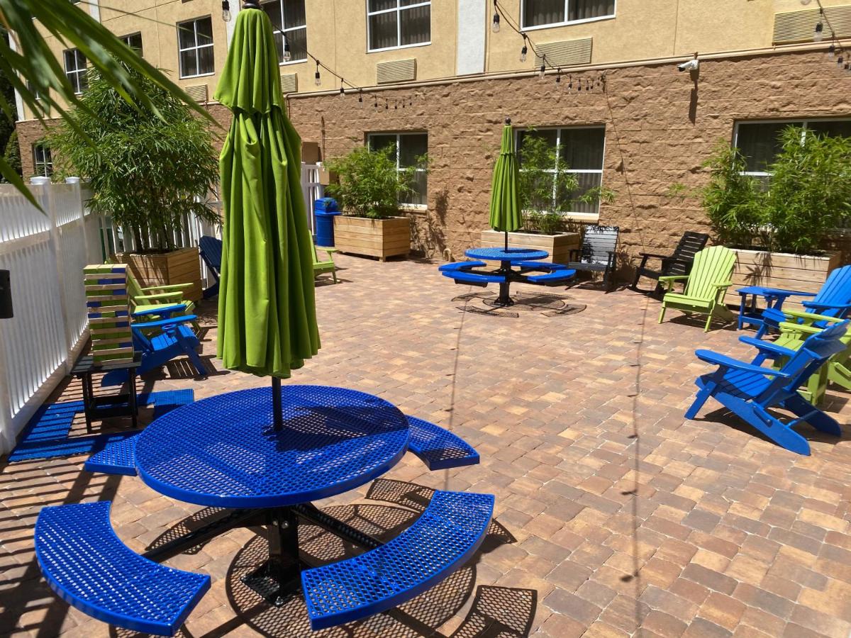 | Holiday Inn Express Hotel & Suites Plant City, an IHG Hotel