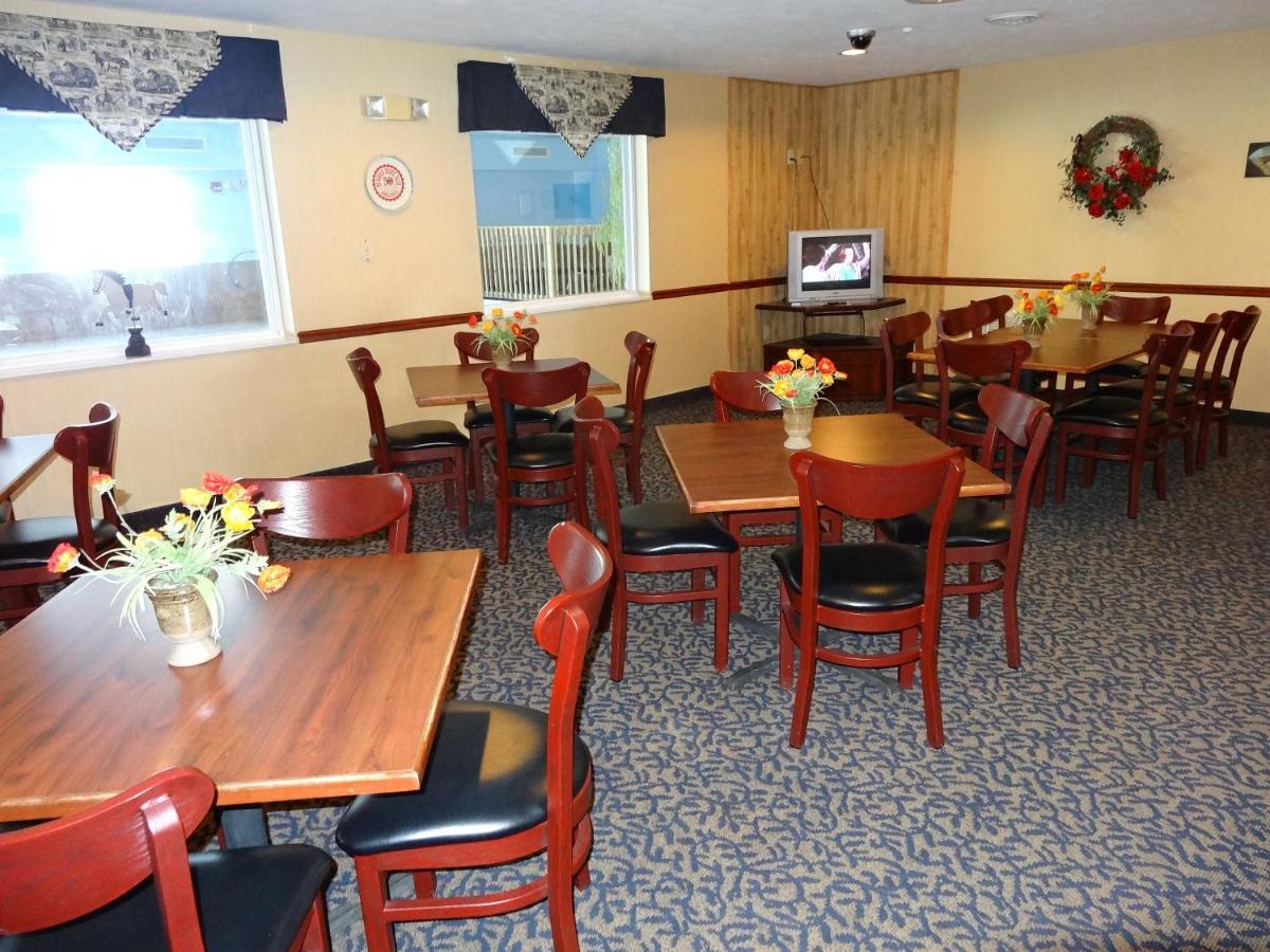 | Fairgrounds Inn