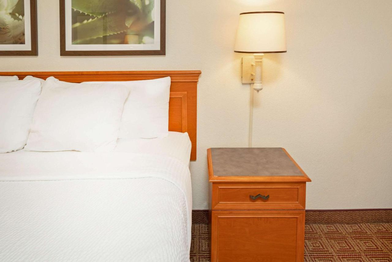  | La Quinta Inn & Suites by Wyndham Salt Lake City - Layton