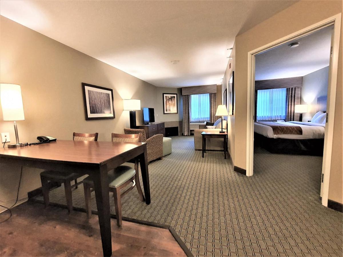 Apartment at AmeriVu Inn and Suites - Chisago City