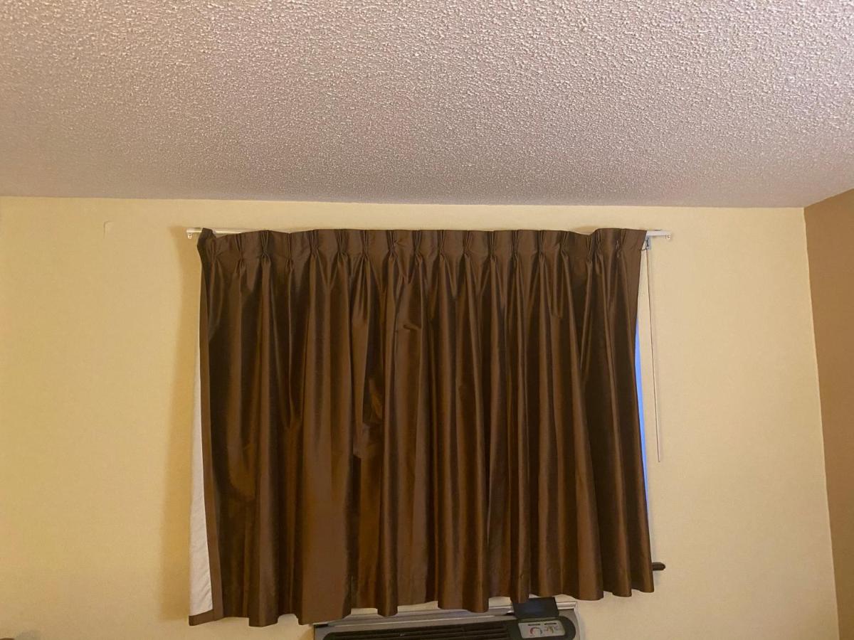 Suite at Econo Lodge Inn & Suites El Paso West