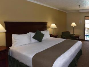 Room #51871352 at Best Western Plus Ahtanum Inn