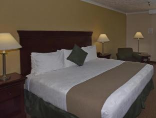 Room #51871352 at Best Western Plus Ahtanum Inn