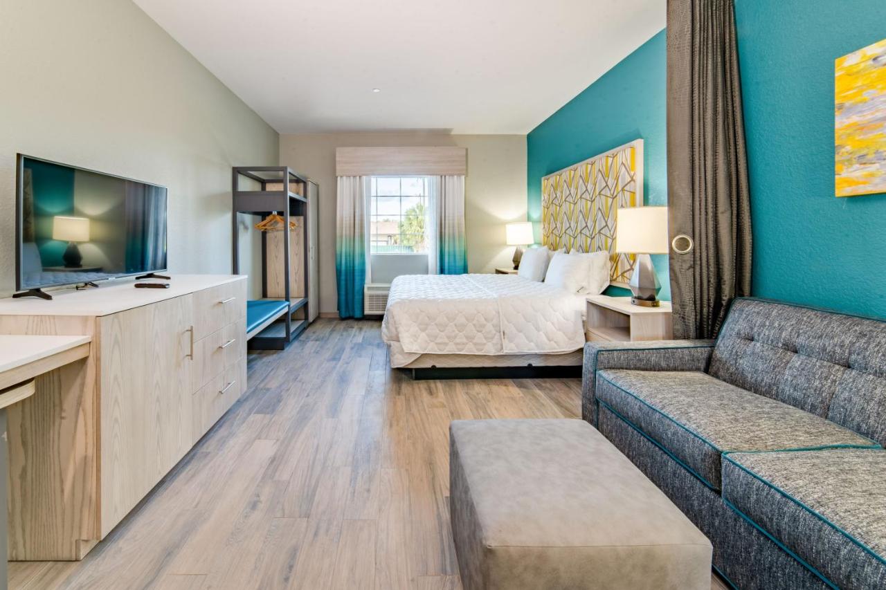 | Everglades Adventures Hotel Suites by Ivey House