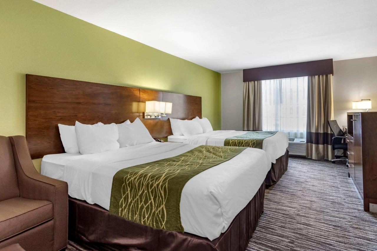 Queen Room with Two Queen Beds - Non-Smoking at Comfort Inn & Suites North Little Rock JFK Blvd