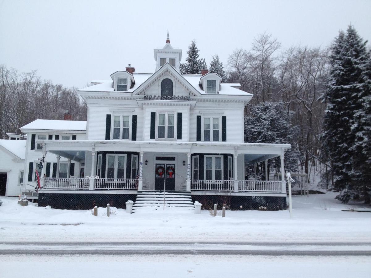 | Center Harbor Sutton House B & B