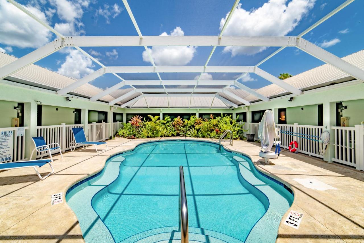 | Ivey House Everglades Adventures Hotel